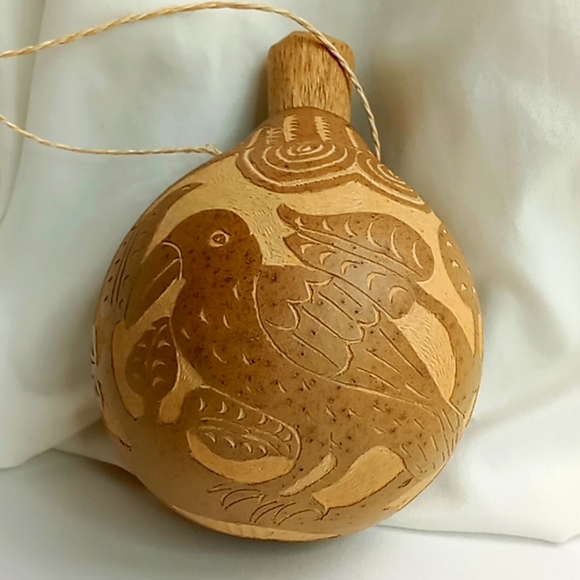 Hand Carved Gourd Drinking Vessel Bird/Leaf Design - Picture 1 of 10